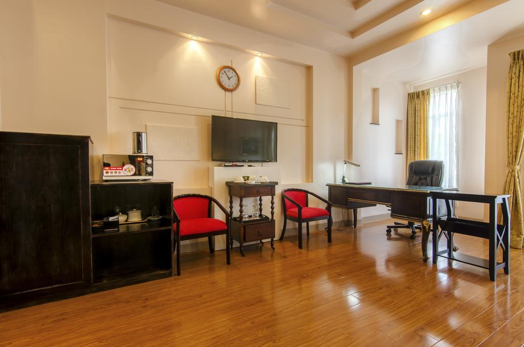 Vien Dong Hotel 2 Хошимин Экстерьер фото