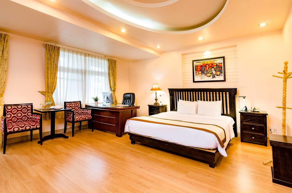 Vien Dong Hotel 2 Хошимин Экстерьер фото